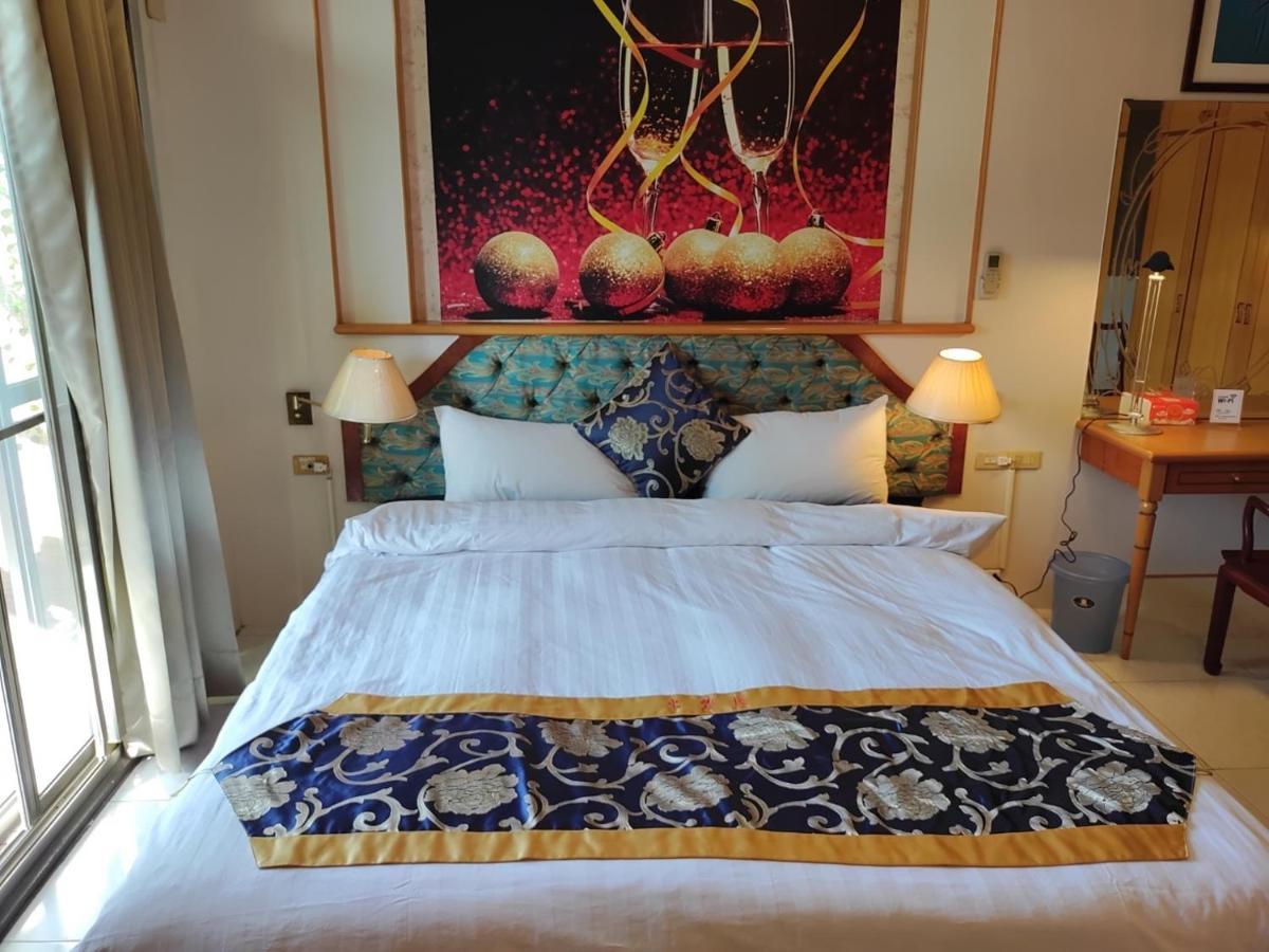 Tainan Suite 1 Екстер'єр фото