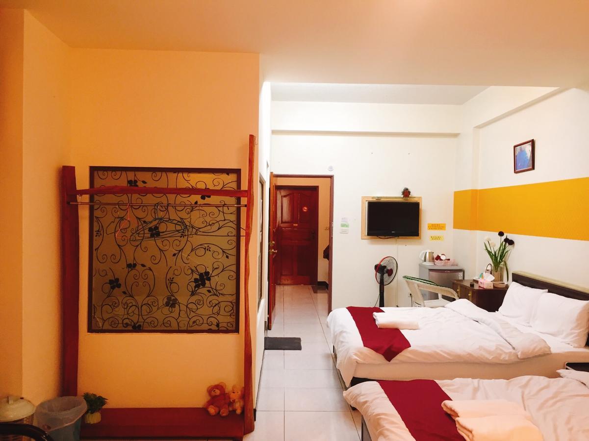 Tainan Suite 1 Екстер'єр фото