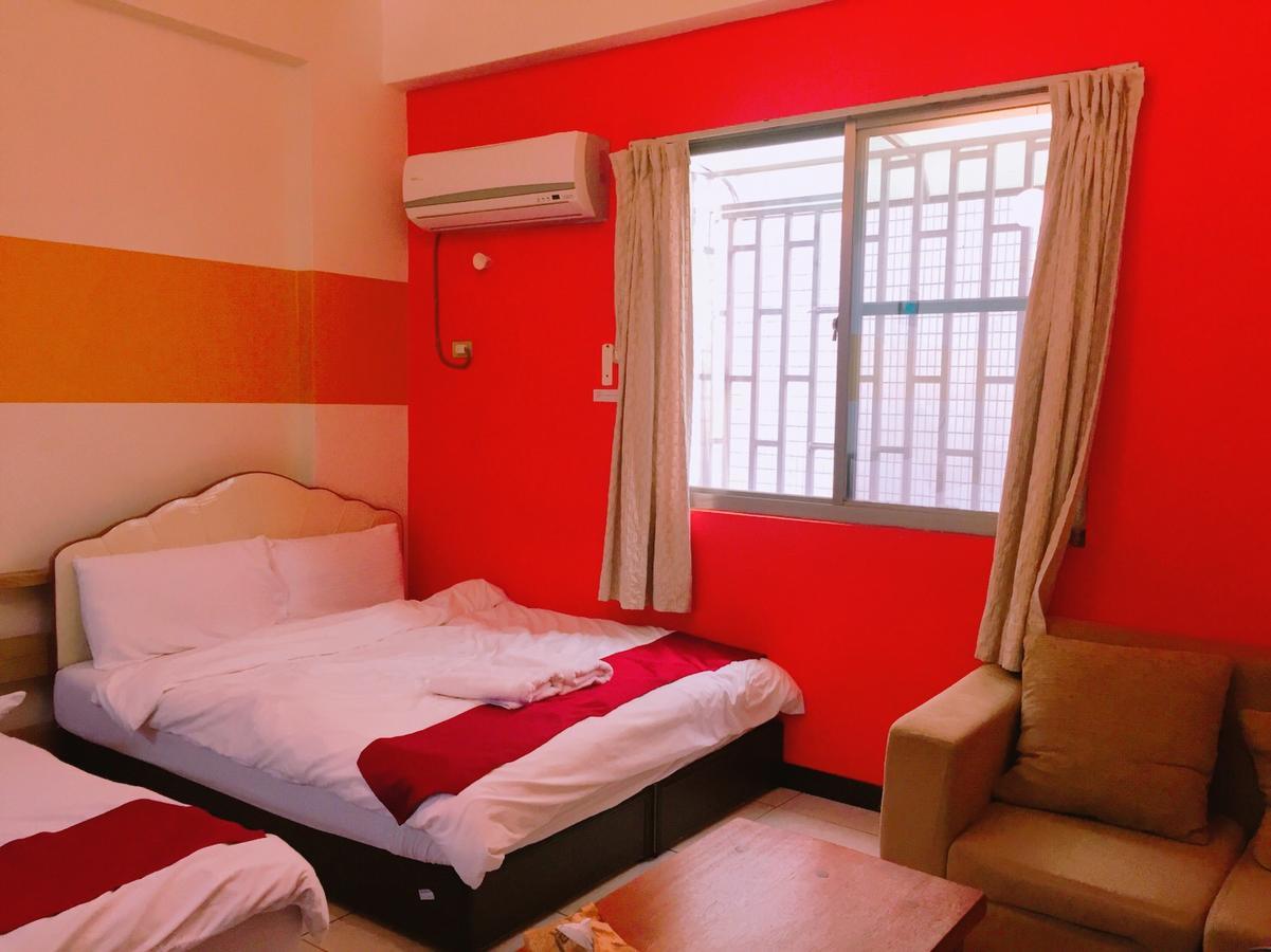Tainan Suite 1 Екстер'єр фото