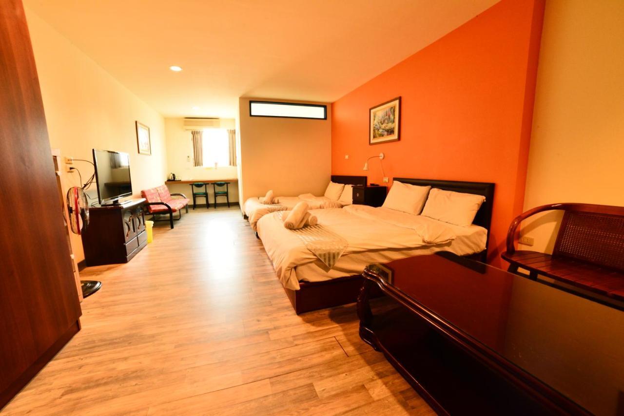 Tainan Suite 1 Екстер'єр фото